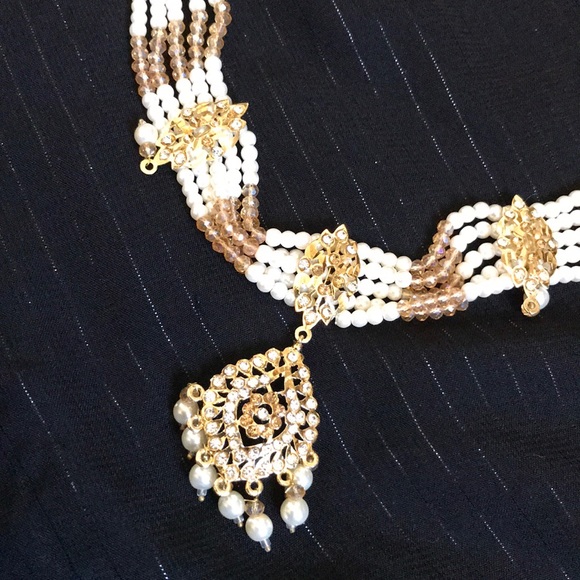 Pakistani/Indian Jewelry Set - Picture 2 of 6